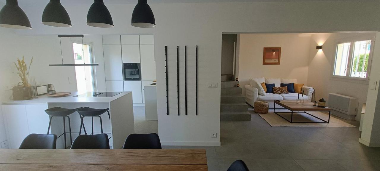 Belle Maison Mitoyenne De Standing Fréjus Εξωτερικό φωτογραφία